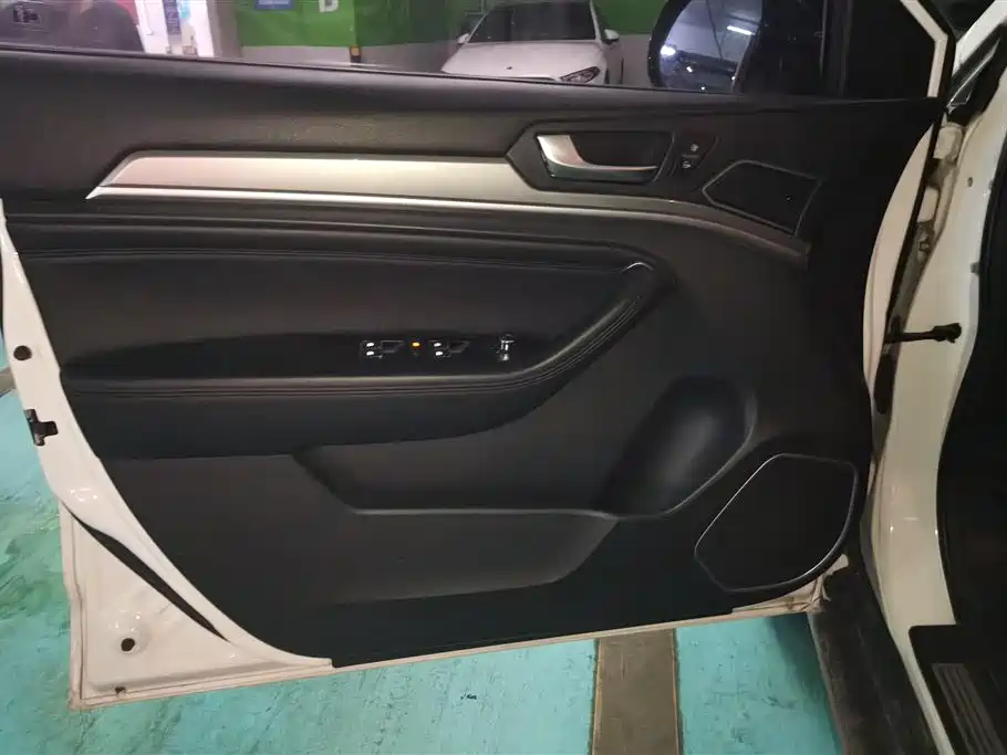 Haval H6 Red Label Sport 1.5 T Auto 2 WD Elite
