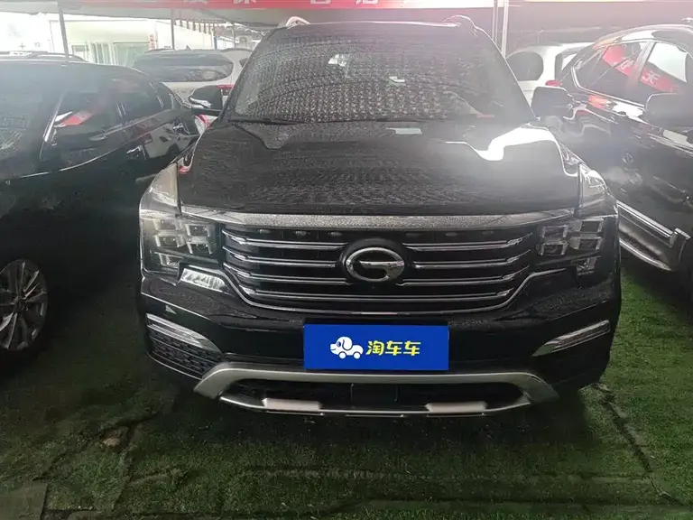 GAC Trumpchi GS8 320 T 2 WD Luxury Connected (7-seat)