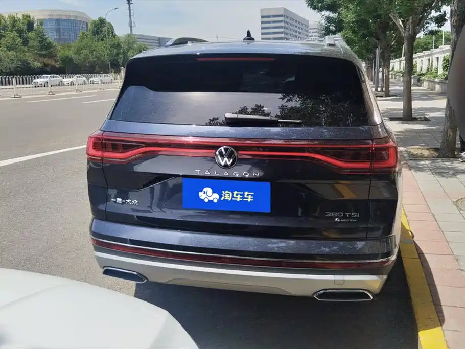 Talagon 380 TSI 4 WD Luxury Premium Realm Pro 6-seat