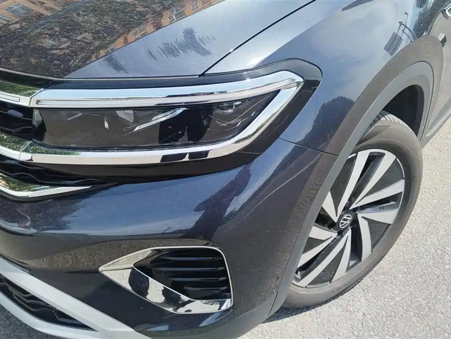 Talagon 380 TSI 4 WD Luxury Premium Realm Pro 6-seat