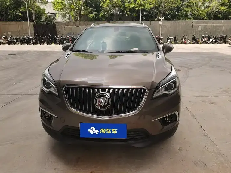 Buick Envision Plus 20 T 2 WD Leading