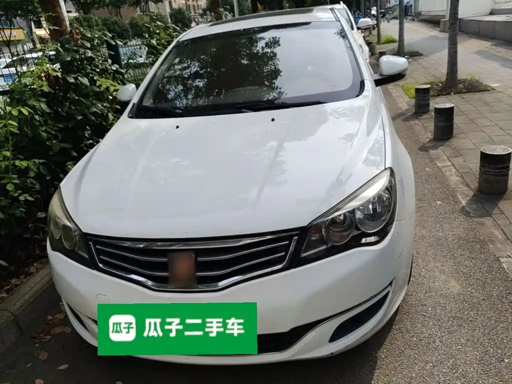 Roewe 350 1.5 L Auto Luxury Sunroof