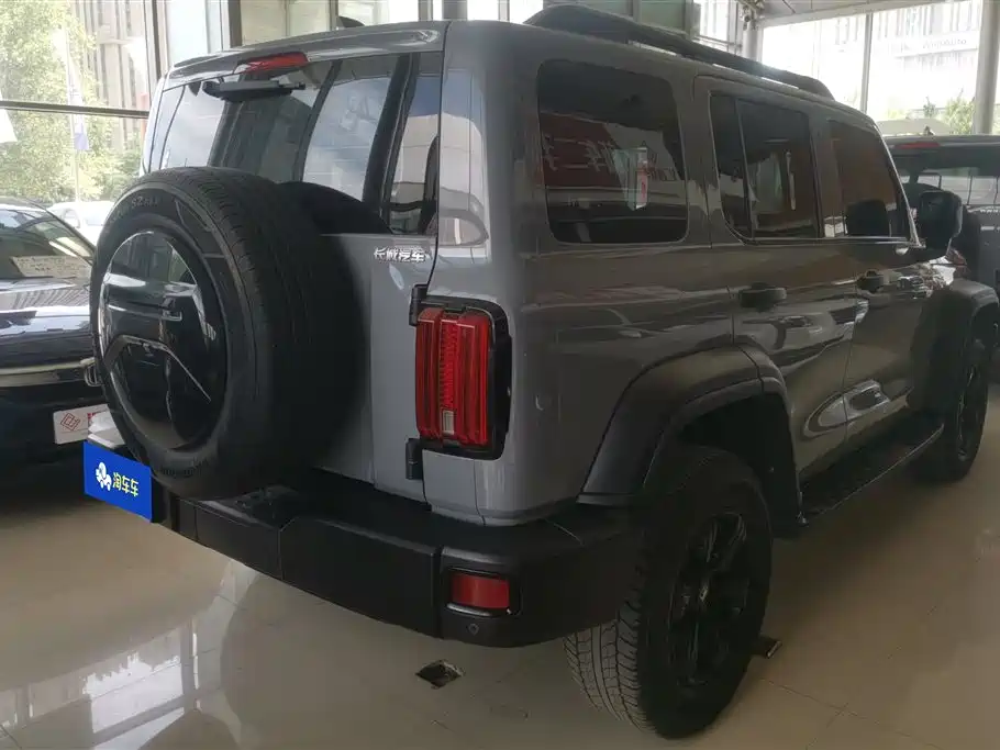 Tank 300 Offroad 2.0 T Conqueror