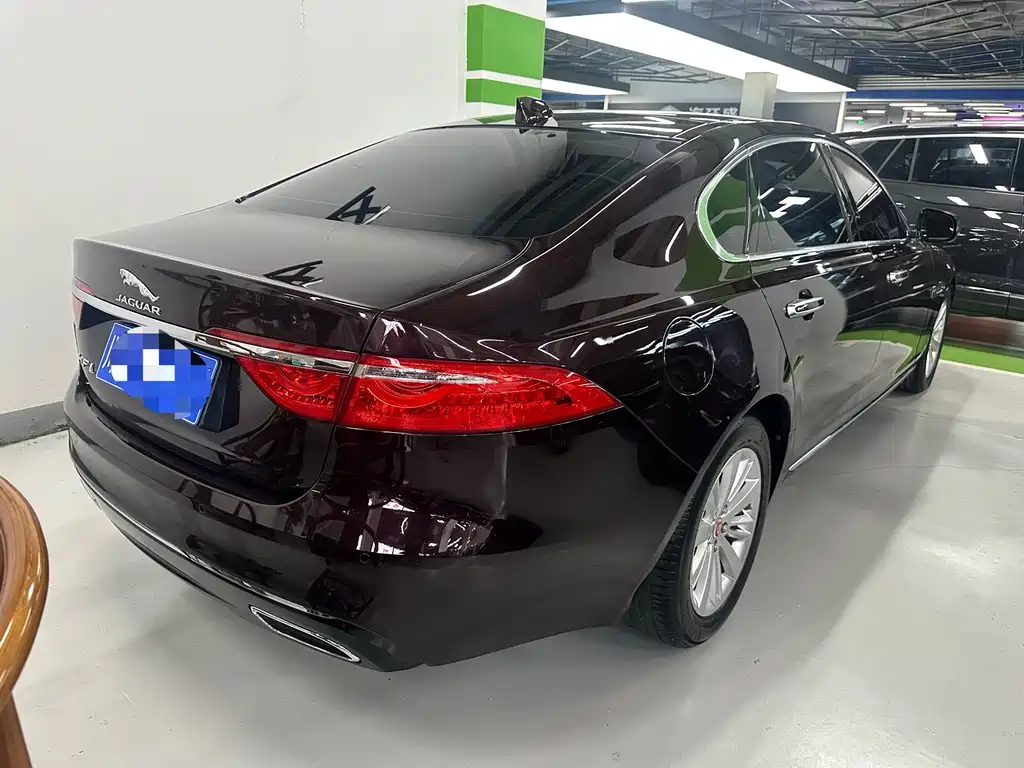Jaguar XFL XFL 2.0 T 200 PS 2 WD Elegance