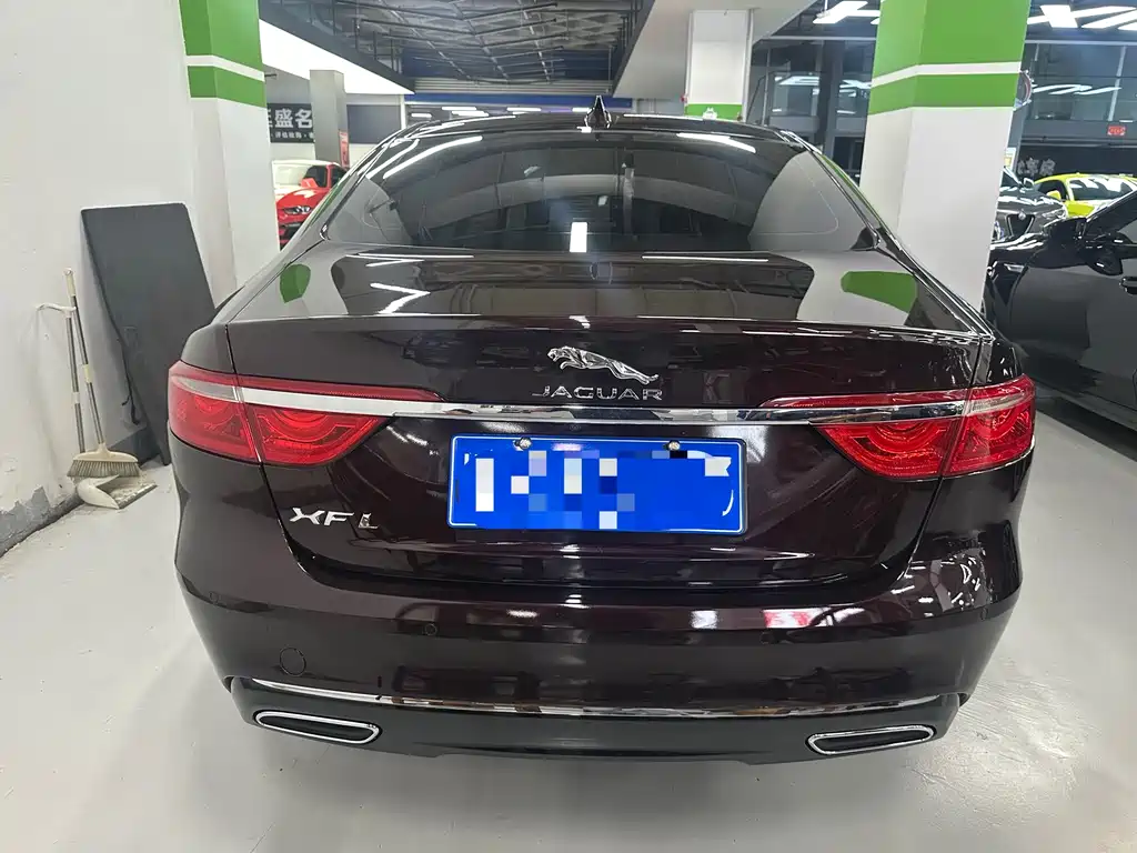 Jaguar XFL XFL 2.0 T 200 PS 2 WD Elegance