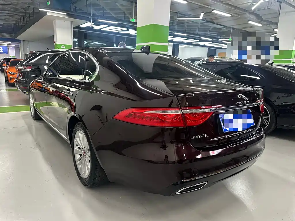 Jaguar XFL XFL 2.0 T 200 PS 2 WD Elegance