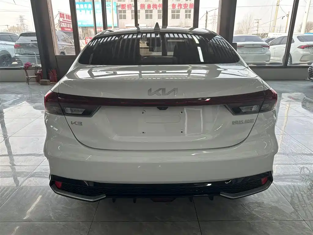 Kia K3 1.5 L CVT Luxury