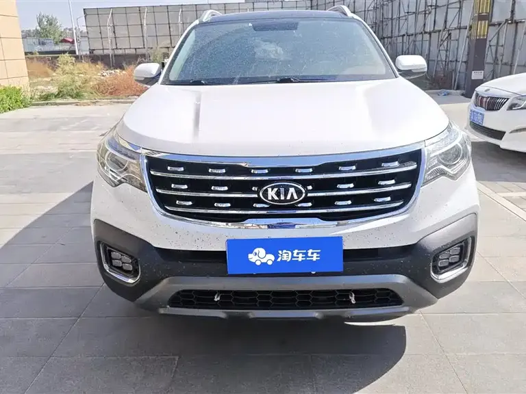 Kia Sportage 2.0 L Auto Smart Enjoyment Luxury CN-V