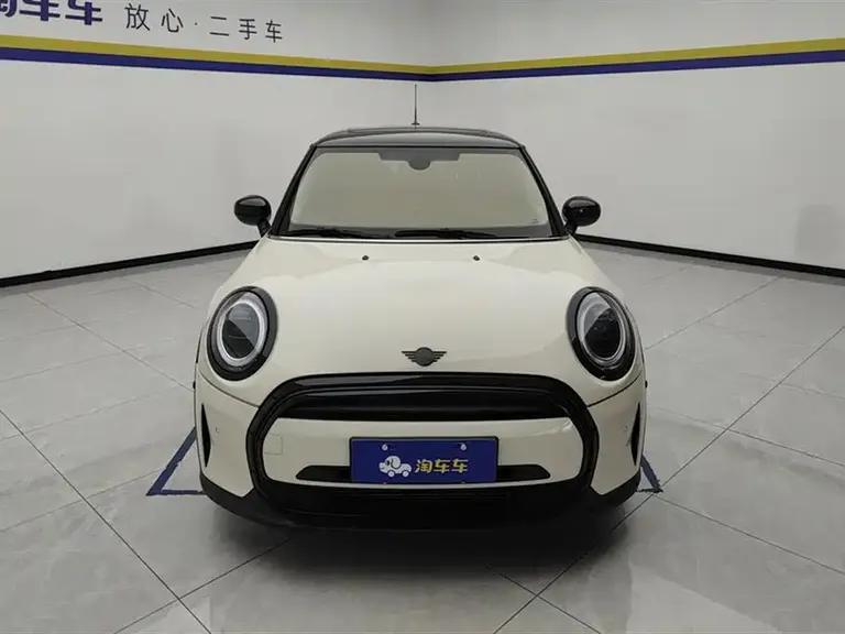 MINI 1.5 T COOPER Artist