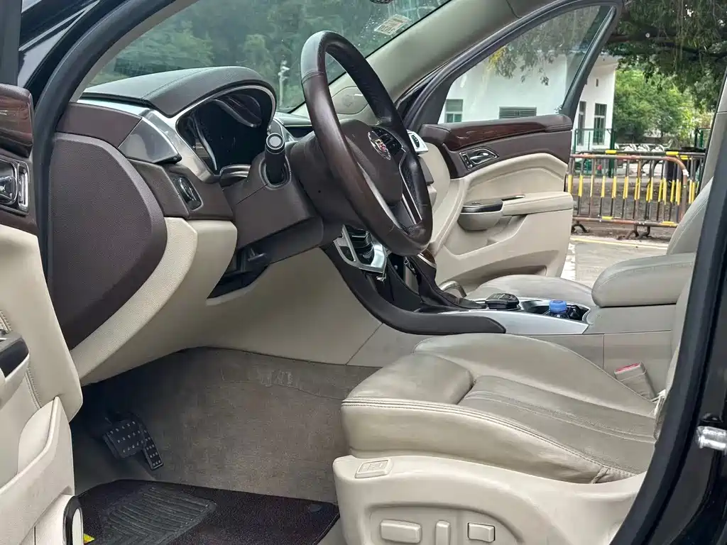Cadillac SRX 3.0 L Elite