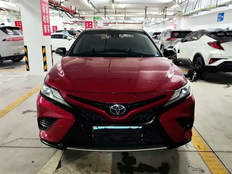 Toyota Camry 凯美瑞 2019款 改款 2.0 S 锋尚版