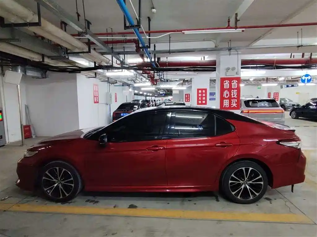 Camry 凯美瑞 2019款 改款 2.0 S 锋尚版