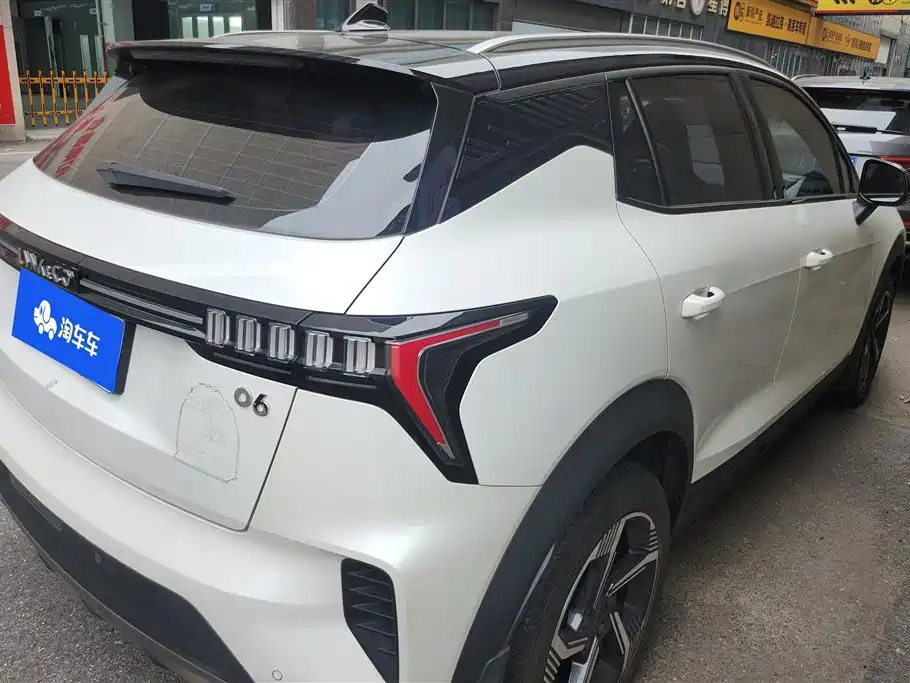 Lynk & Co 06 1.5 T Power Pro