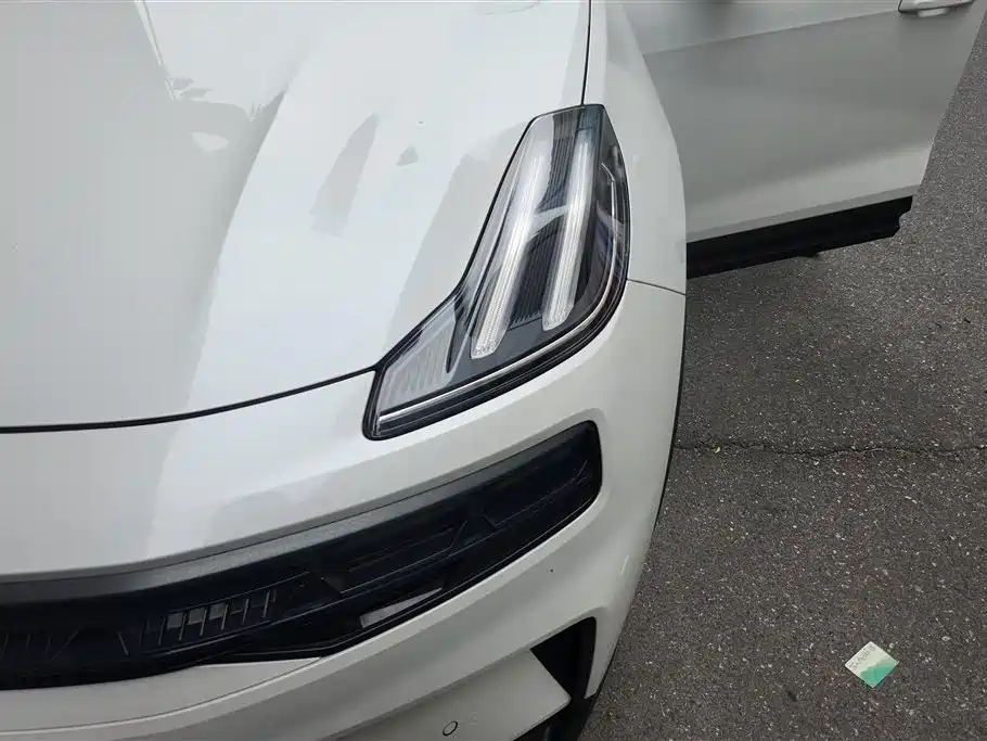 Lynk & Co 06 1.5 T Power Pro