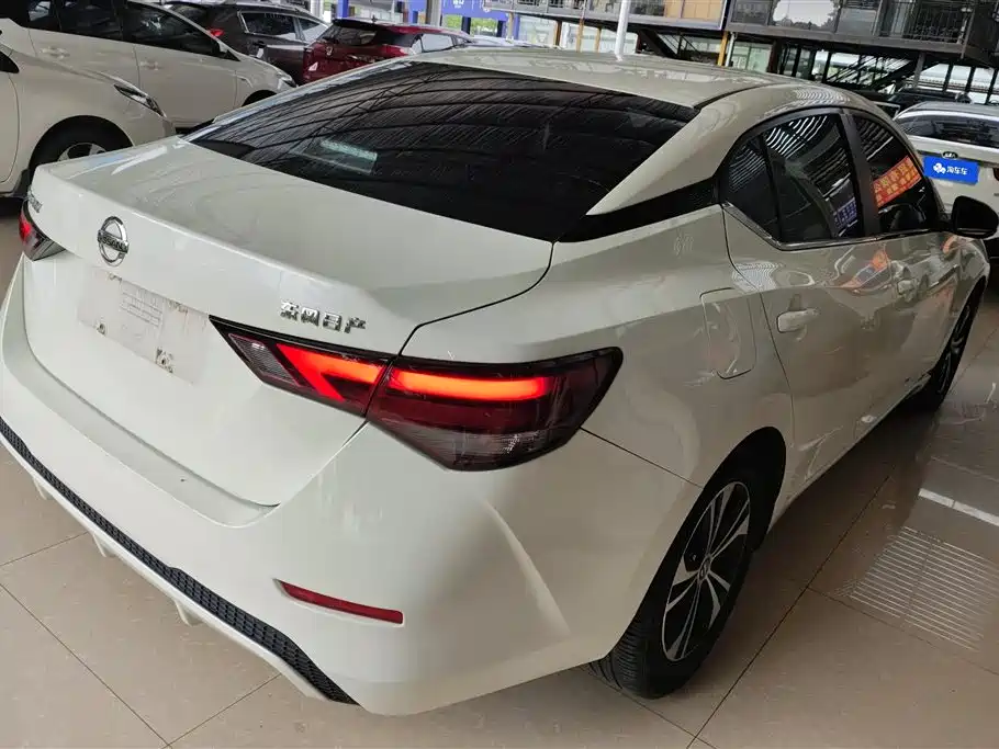 Sylphy 1.6 L XL CVT Smart Enjoyment