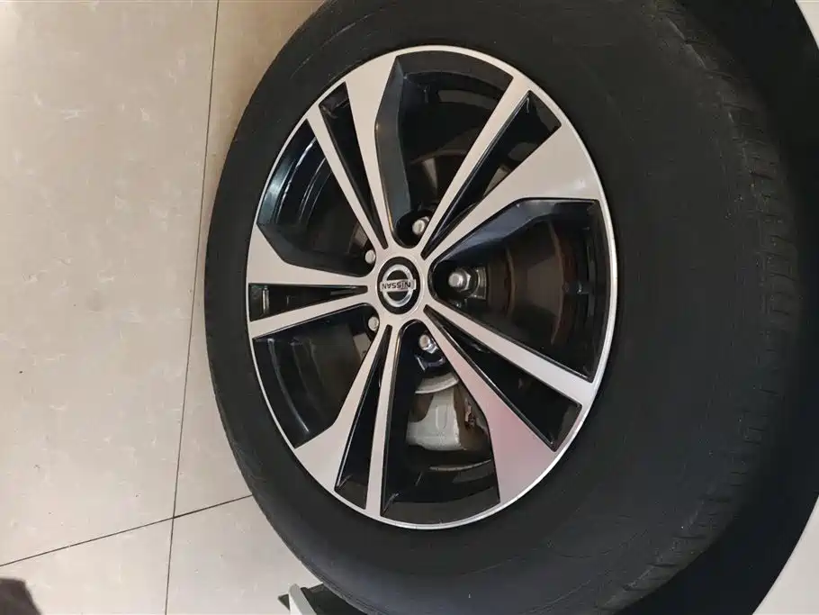 Sylphy 1.6 L XL CVT Smart Enjoyment