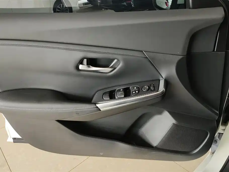 Sylphy 1.6 L XL CVT Smart Enjoyment