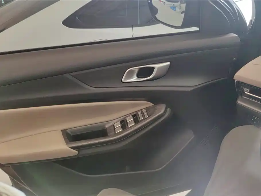 Changan CS55 PLUS 2 nd Gen 1.5 T DCT Distinguished