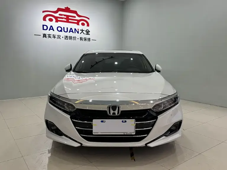Honda Accord 260 TURBO Luxury