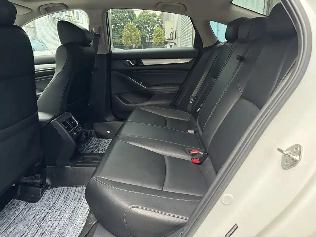 Accord 260 TURBO Luxury