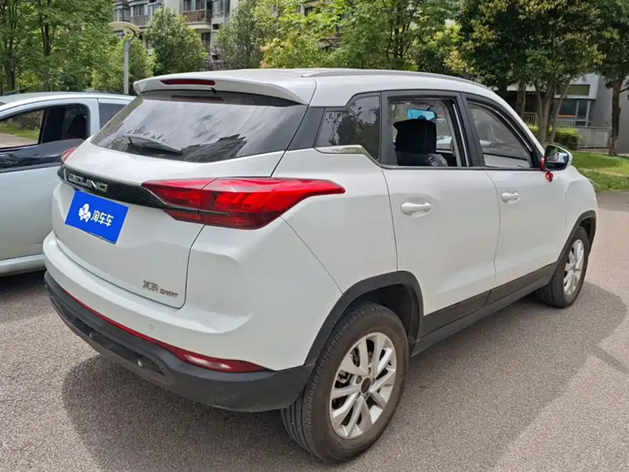 BAIC X3 1.5 T Manual Glory