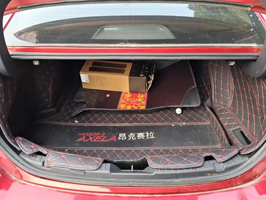 Mazda 3 Axela 1.5 L Auto Quality Joy Sunroof