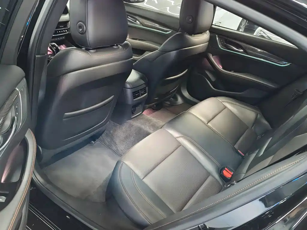 Cadillac CT5 28 T Platinum