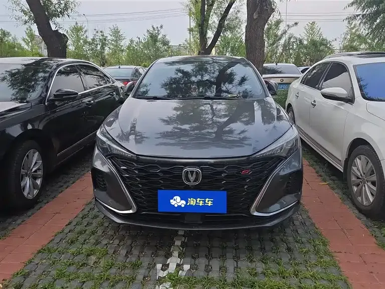 Changan Eado PLUS Blue Whale NE 1.4 T GDI DCT Distinguished