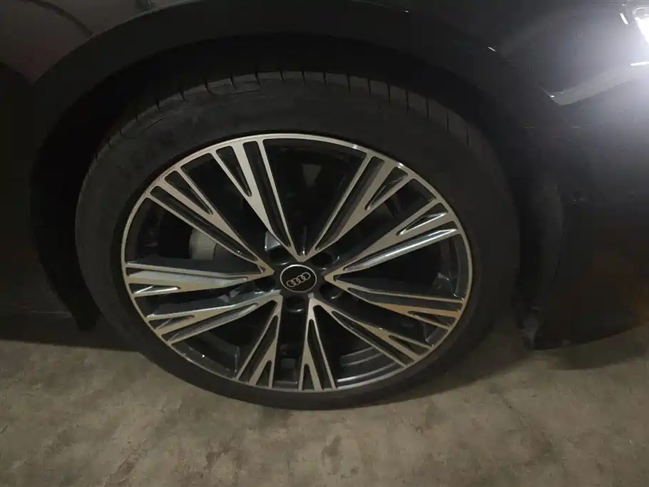 Audi A6 L Facelift 45 TFSI quattro Select Dynamic