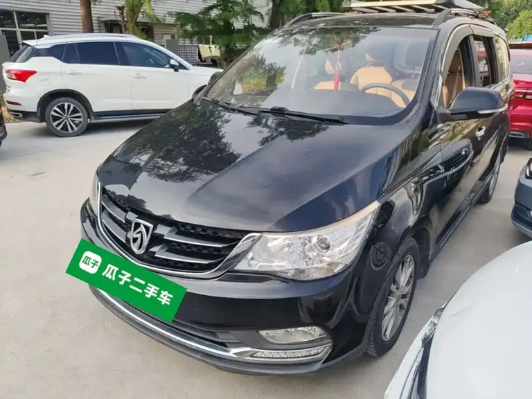 Baojun 730 1.5 L Manual Luxury 7-seat