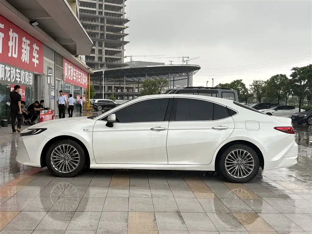 Camry Dual Engine 2.0 HGVP Luxury