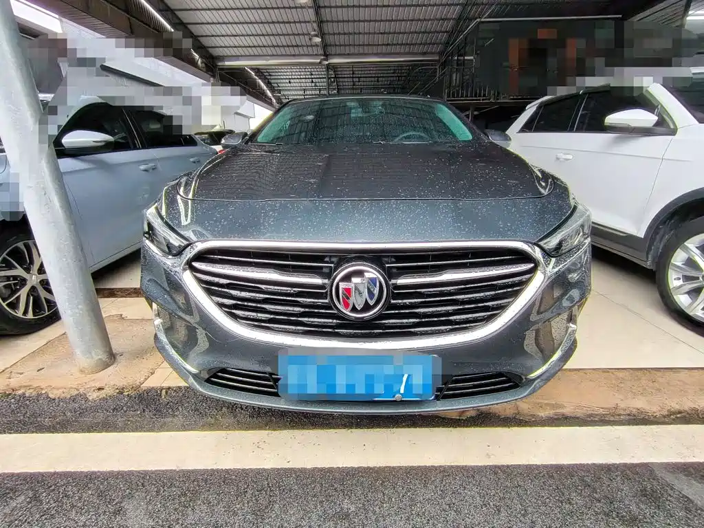 LaCrosse 552 T Luxury