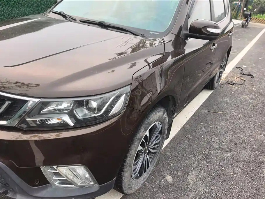 Vision X6 远景X6 2016款 1.8 L 手动尊贵型