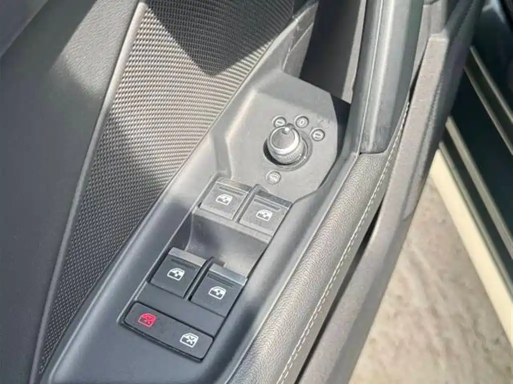 Audi A3 Facelift A3 L Limousine 35 TFSI Luxury Sport