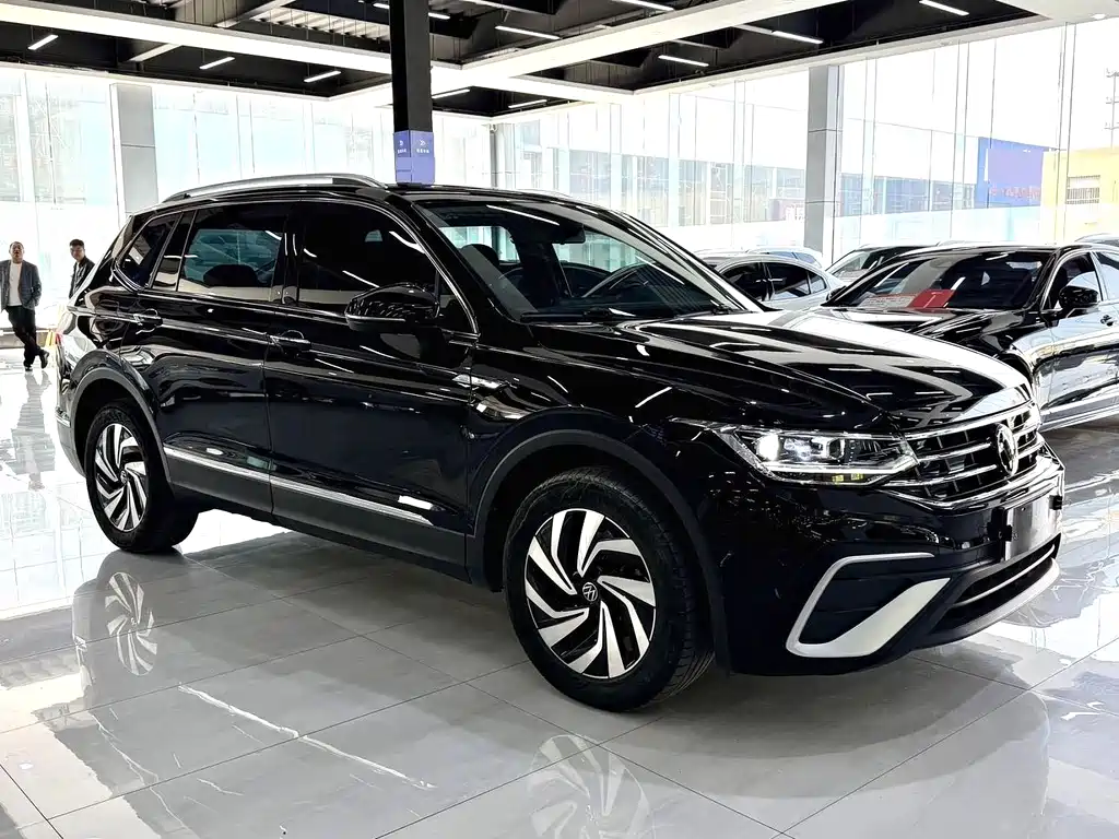 Tiguan L 280 TSI Auto 2 WD Trend Creative Limited