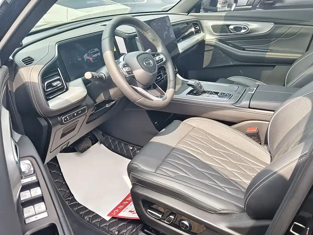 GAC Trumpchi GS8 Navigator Series 2.0 TGDI 2 WD Luxury Connected 7-seat