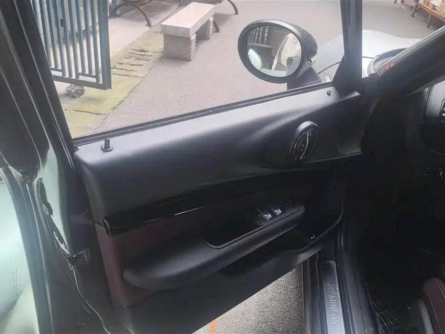 MINI CLUBMAN Facelift 2.0 T COOPER S