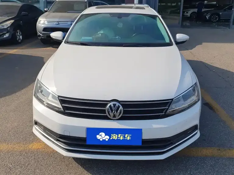 Volkswagen Sagitar 1.6 L Auto Comfort