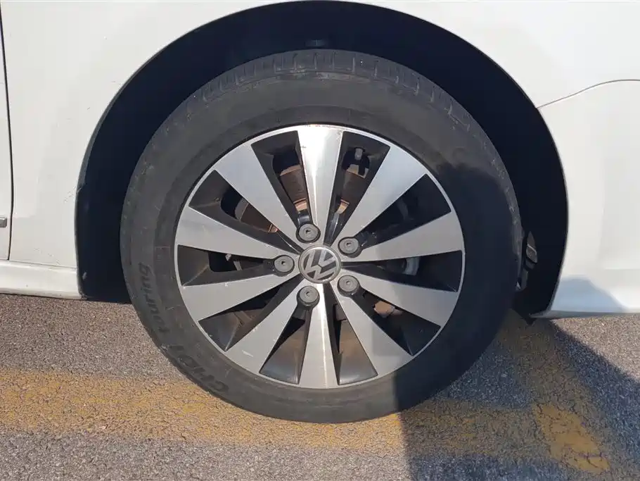 Sagitar 1.6 L Auto Comfort