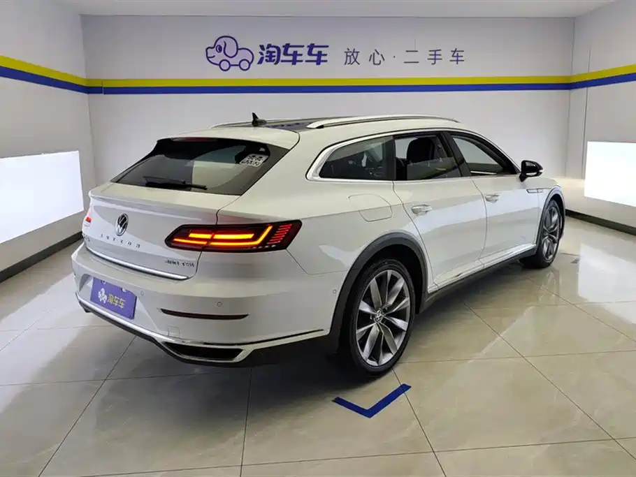 VW CC Shooting Brake 380 TSI Heart Hunter