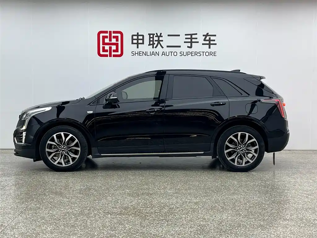Cadillac XT5 2.0 T 4 WD Distinguished