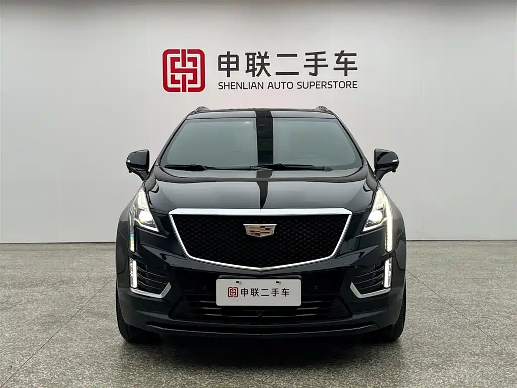 Cadillac XT5 2.0 T 4 WD Distinguished