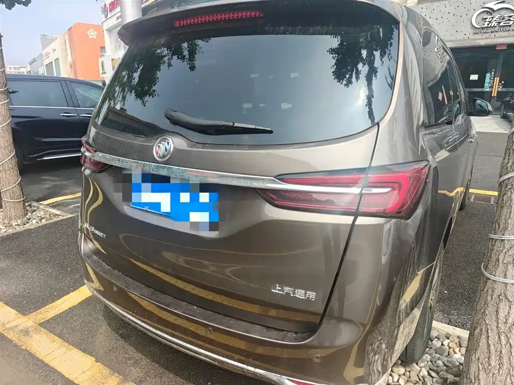 Buick GL8 Land Official Cabin 652 T Luxury
