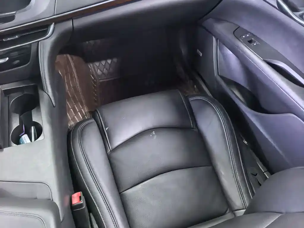 Cadillac CT6 28 T Elite