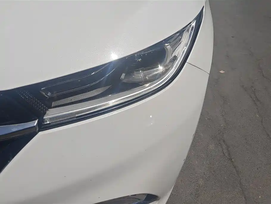 Exeed Lingyun 1.6 T 2 WD Diamond