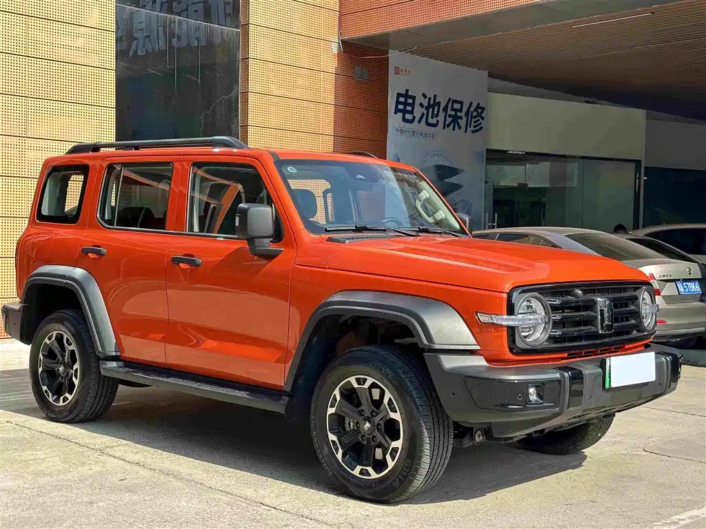 Tank 300 NEV Hi4-T 37.1 kWh