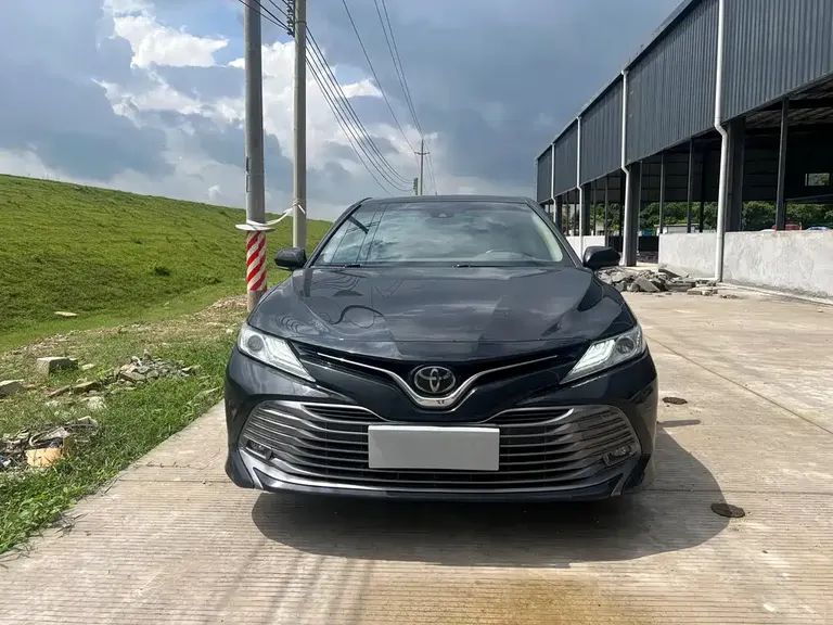 Toyota Camry 2.0 G Luxury CN-V