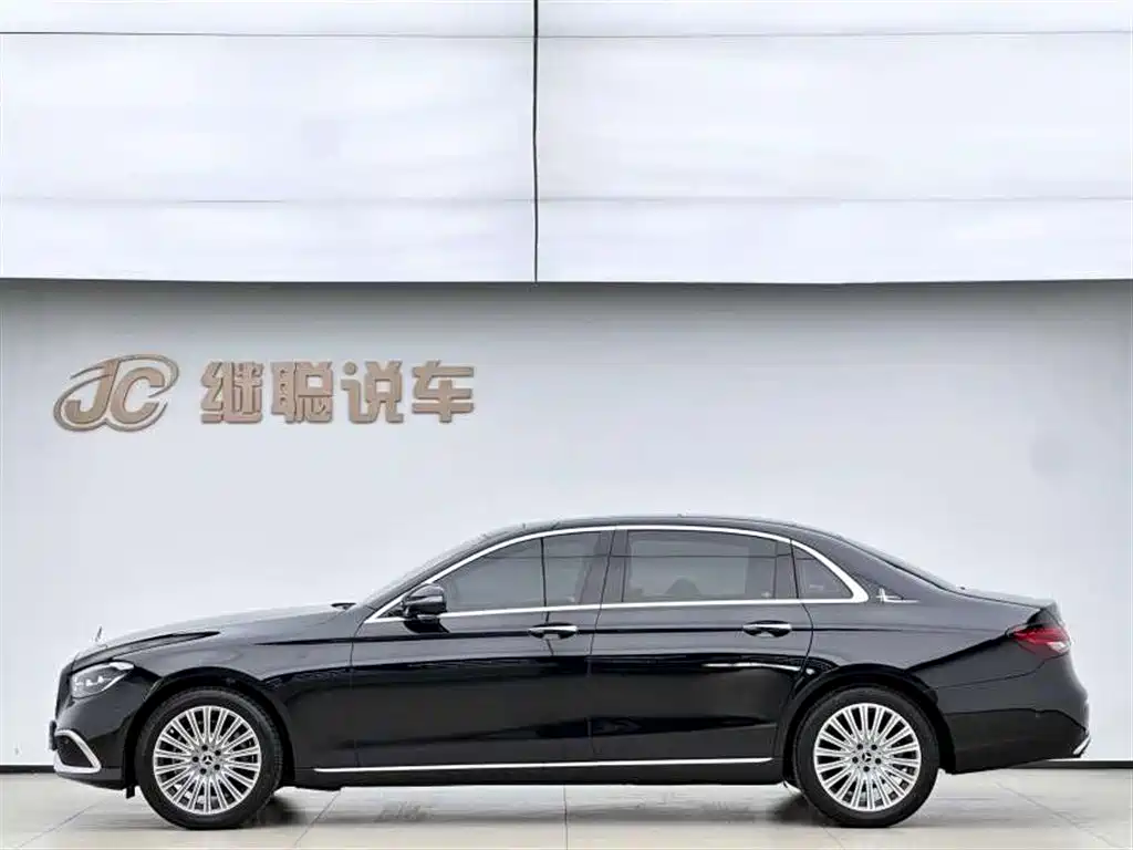 Mercedes-Benz E-Class Facelift E 300 L Luxury