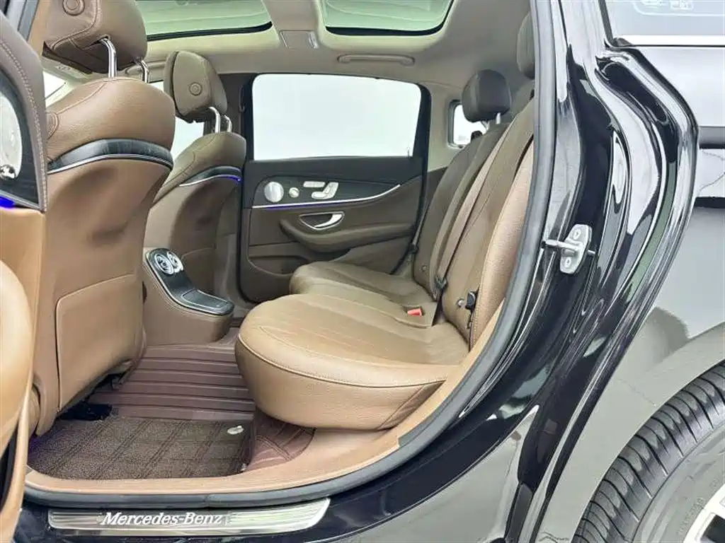 Mercedes-Benz E-Class Facelift E 300 L Luxury
