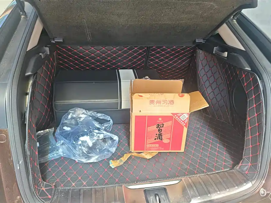 Avancier 370 TURBO 4 WD Premium